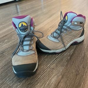 Women’s La Sportiva hiking boots, size 10.5